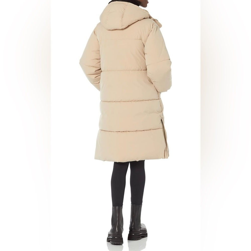 Amazon Essentials Women's Oversized Long Puffer Jacket - Picture 2 of 7